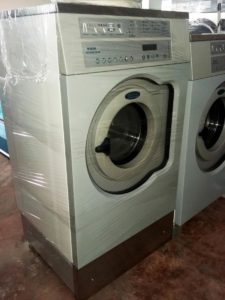 %επαγγελματικό πλυντήριο Electrolux