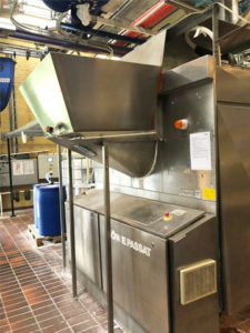 Βιομηχανικό πλυντήριο ιματισμού τύπου τούνελ χωρητικότητας 16 x 36 κιλά