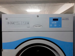 Επαγγελματικό στεγνωτήριο Electrolux T4250 χωρητικότητας 20 κιλών