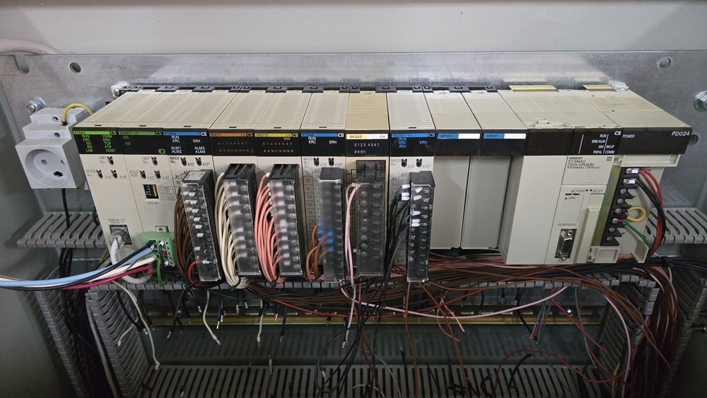 CS1G-CPU42H + Modules (used)