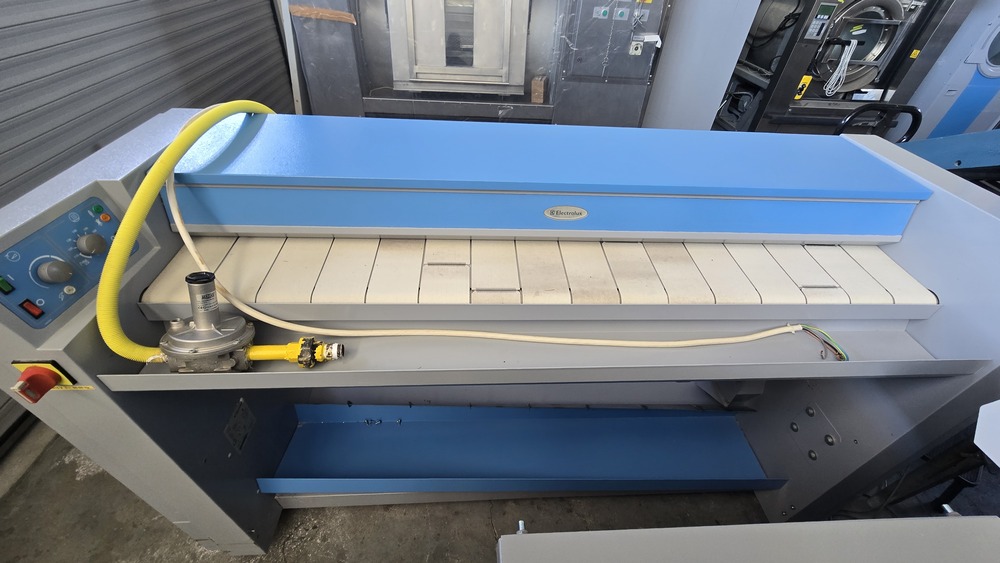 Electrolux IC43316 – Επαγγελματικό Σιδερωτήριο (Γκαζιού)