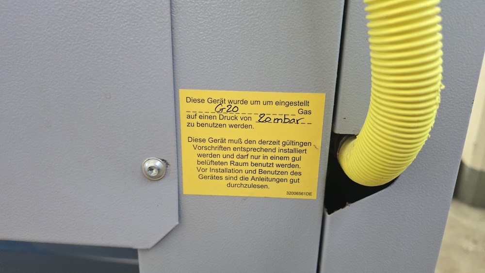 Σιδερωτήριο ξενοδοχειακού ιματισμού Electrolux IC43316